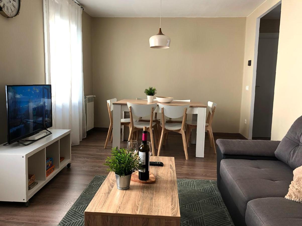 Apartamento Acogedor Y Familiar - Wifi+Chromecast Puigcerdà Kültér fotó