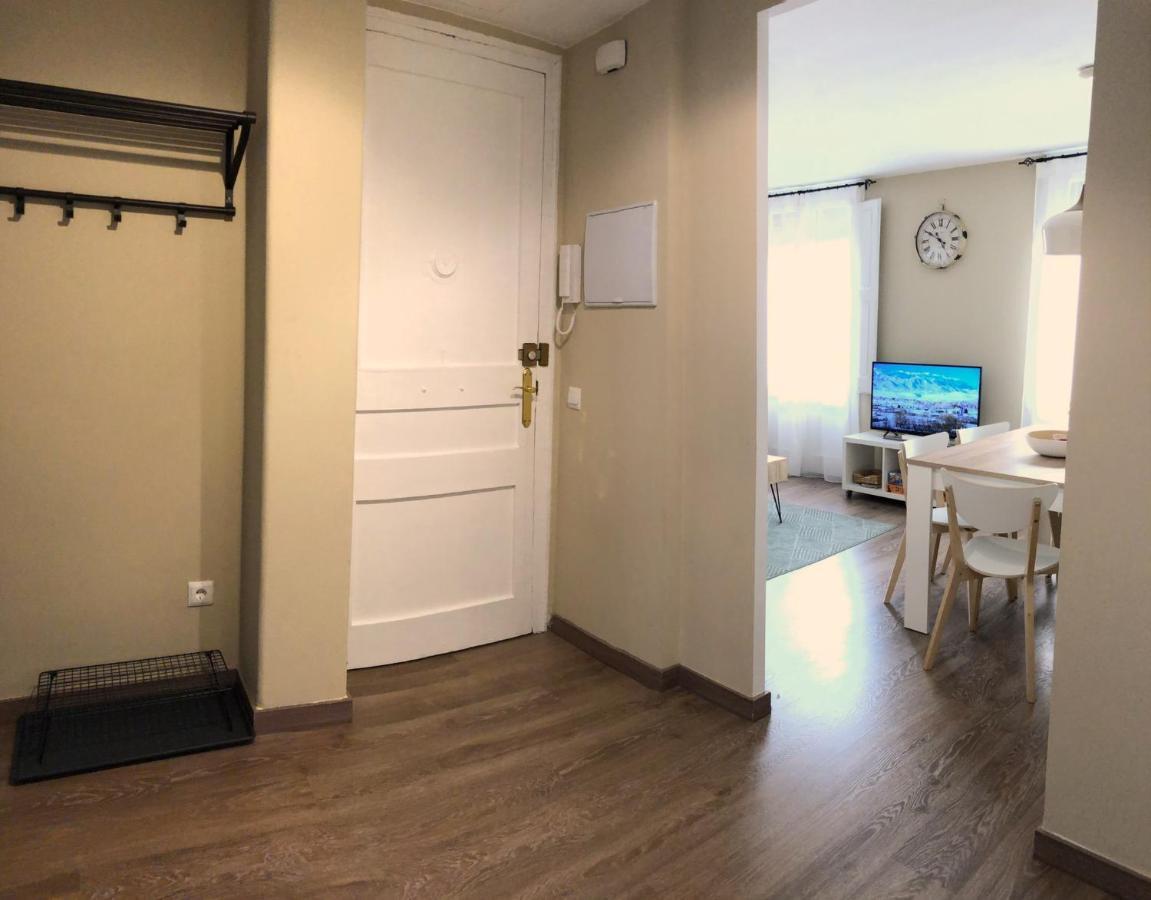 Apartamento Acogedor Y Familiar - Wifi+Chromecast Puigcerdà Kültér fotó